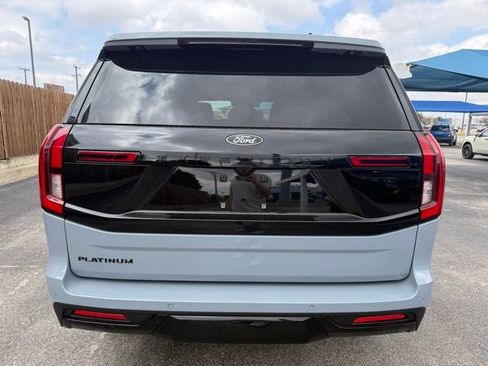 New 2026 Ford Expedition Platinum w/ Stealth Appearance Package AWD/4WD image 6