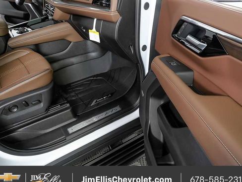 New 2026 Chevrolet Tahoe High Country AWD/4WD image 26