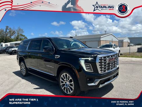 Used 2025 GMC Yukon XL Denali AWD/4WD image 2
