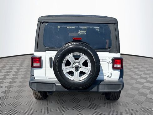 Used 2021 Jeep Wrangler Sport S image 7