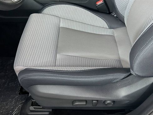 Used 2025 Subaru Outback Premium w/ Popular Package #1A image 25