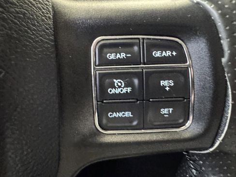 Used 2018 RAM 1500 Express w/ Express Value Package image 16