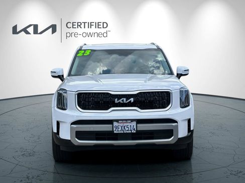 Certified 2023 Kia Telluride EX w/ EX Captain's Chair Package FWD image 9