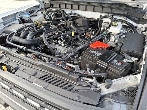 Certified 2024 Ford Bronco Black Diamond image 28