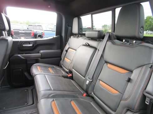 Certified 2022 GMC Sierra 1500 AT4 w/ AT4 Premium Package AWD/4WD image 21