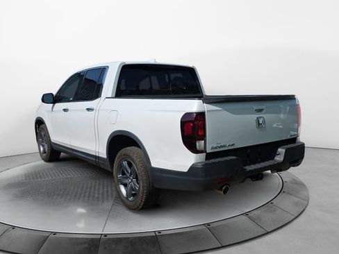 Used 2023 Honda Ridgeline RTL-E image 2