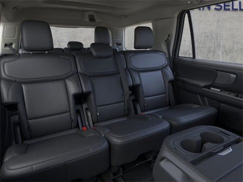 New 2026 Ford Expedition Platinum w/ Driver's Package image 11