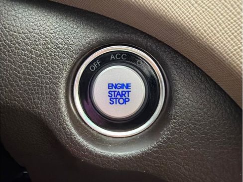 Used 2018 Hyundai Santa Fe Sport image 20