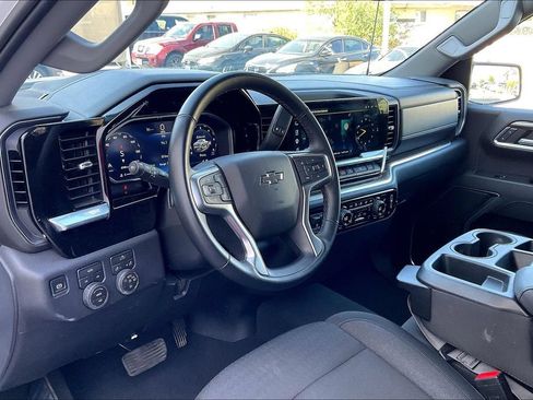 Used 2026 Chevrolet Silverado 1500 RST AWD/4WD image 13