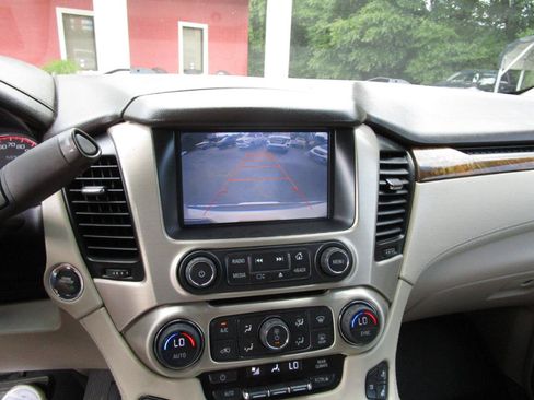Used 2015 GMC Yukon Denali w/ Touring Package RWD image 18