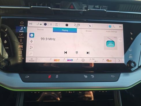 Used 2024 Jeep Wagoneer Launch Edition image 19