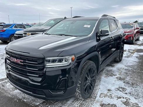 Used 2023 GMC Acadia SLE w/ Driver Convenience Package image 11