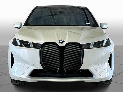 Used 2026 BMW iX xDrive45 image 3
