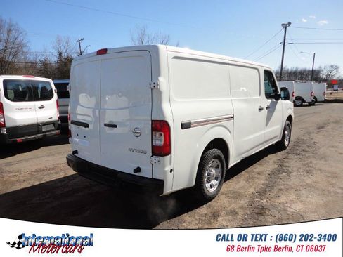 Used 2020 Nissan NV 1500 SV RWD image 4