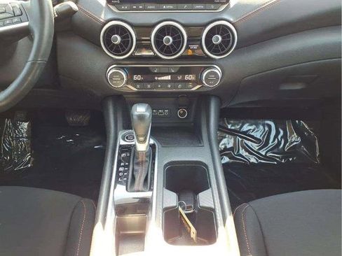 Certified 2024 Nissan Sentra SR image 12