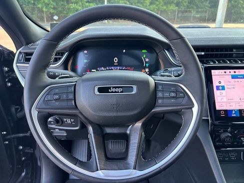 New 2024 Jeep Grand Cherokee Limited 4xe w/ Luxury Tech Group II image 24