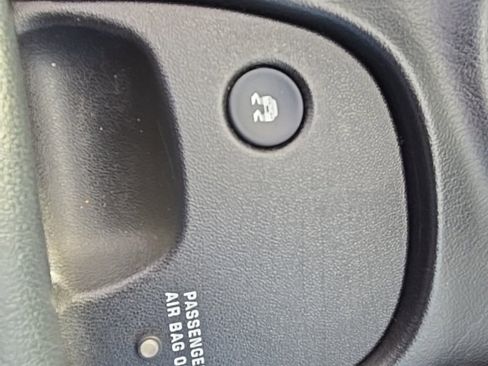 Used 2000 Chevrolet Corvette Convertible w/ Memory Pkg image 25