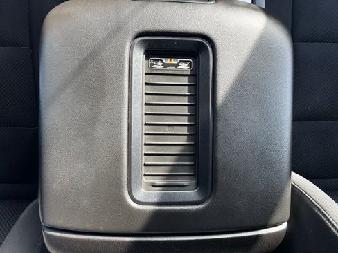 Used 2018 GMC Sierra 3500 SLE image 19