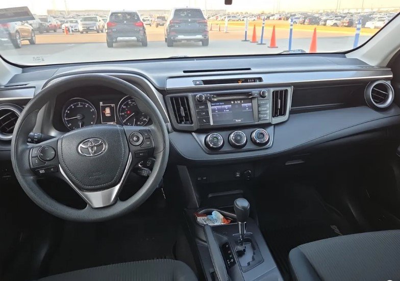 Used 2017 Toyota RAV4 LE w/ All Weather Liner Package FWD image 9
