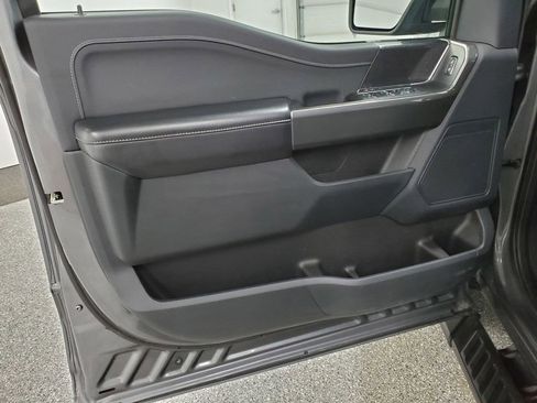 Used 2022 Ford F150 XLT w/ Equipment Group 302A High image 13