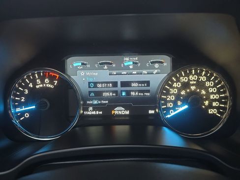 Used 2018 Ford F150 Lariat w/ Equipment Group 502A Luxury image 20