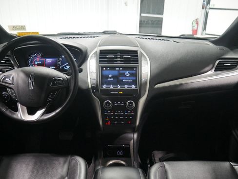 Used 2018 Lincoln MKC Premiere image 18