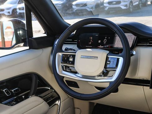 New 2026 Land Rover Range Rover Long Wheelbase SE image 26