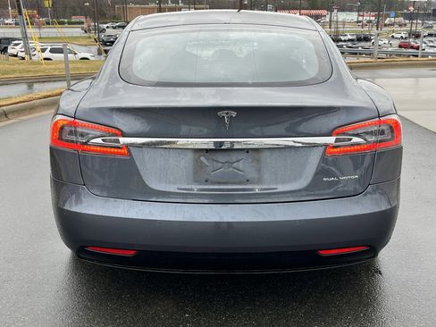 Used 2020 Tesla Model S Long Range Plus image 8