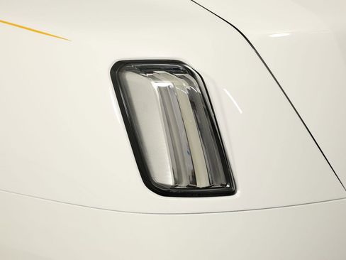 New 2025 Rolls-Royce Spectre Black Badge image 21