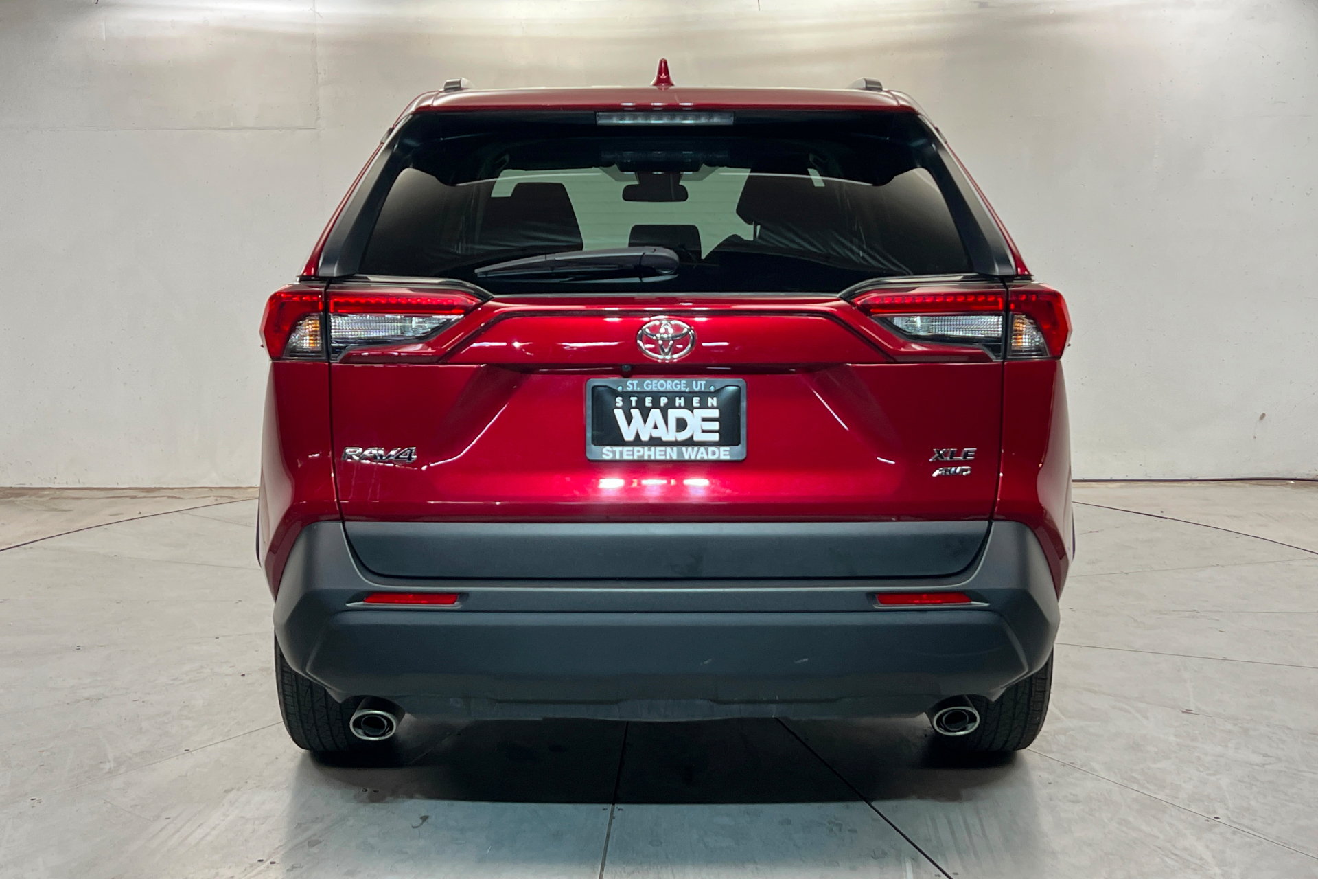 Used 2025 Toyota RAV4 XLE AWD/4WD image 5