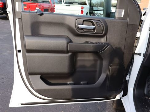 New 2026 Chevrolet Silverado 3500 W/T image 3