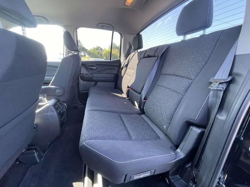 Used 2021 Honda Ridgeline Sport image 12