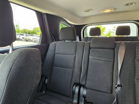 Used 2019 Dodge Durango SXT w/ 3rd Row Seating Group RWD image 24