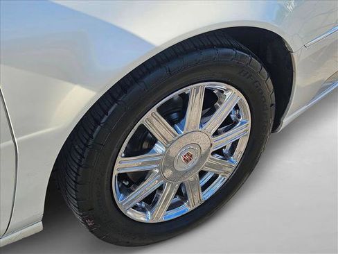 Used 2007 Cadillac DTS Luxury II FWD image 20