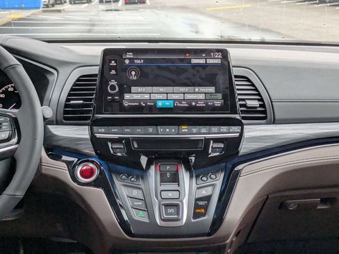 New 2026 Honda Odyssey Elite image 25