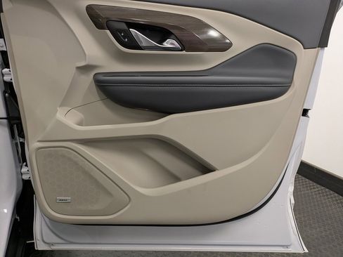 Used 2022 GMC Terrain Denali image 27