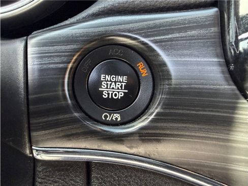 Used 2019 Jeep Grand Cherokee Limited image 40