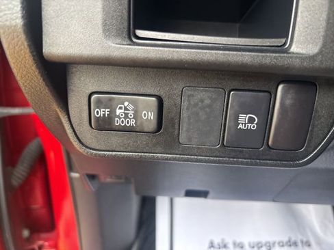 Used 2019 Toyota Tacoma SR5 image 17