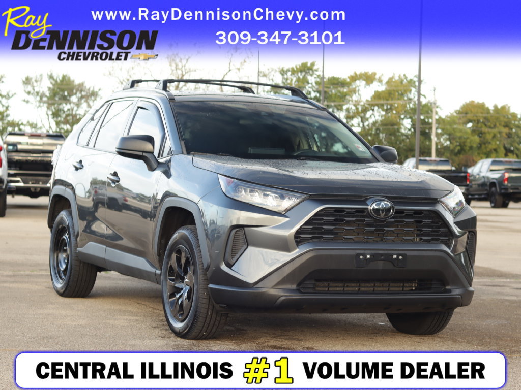 Used 2021 Toyota RAV4 LE AWD/4WD image 1