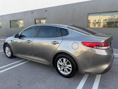 Used 2016 Kia Optima LX FWD image 5