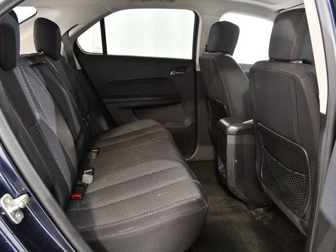 Used 2017 Chevrolet Equinox LT w/ Convenience Package AWD/4WD image 19