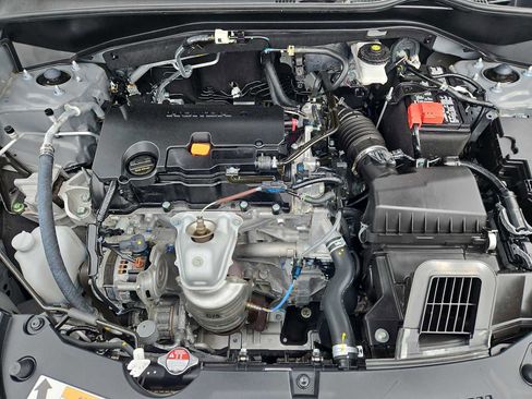 Certified 2024 Honda HR-V Sport image 31