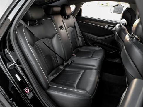 Used 2017 Genesis G80 3.8 w/ Option Group 03 image 35