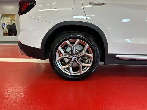 Used 2024 BMW X3 xDrive30i w/ Premium Package w/ZPA AWD/4WD image 29