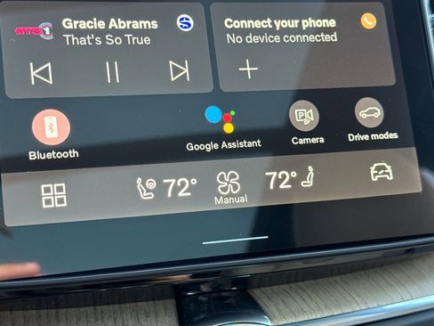 New 2026 Volvo XC60 B5 Plus w/ Climate Package image 23