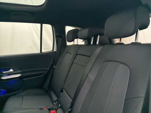 Used 2026 Mercedes-Benz GLB 250 image 19