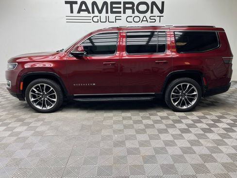 Used 2022 Jeep Wagoneer Series II w/ Premium Group I RWD image 2