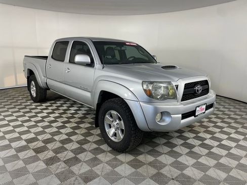 Used 2011 Toyota Tacoma 4x4 Double Cab image 23