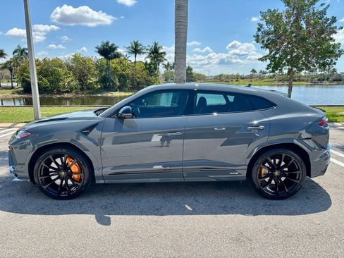 Used 2024 Lamborghini Urus S AWD/4WD image 10