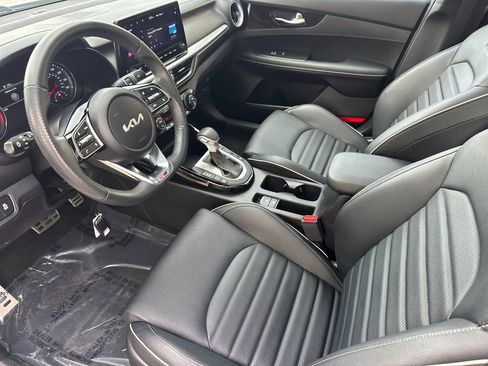 Used 2023 Kia Forte GT-Line w/ GT-Line Premium Package FWD image 11